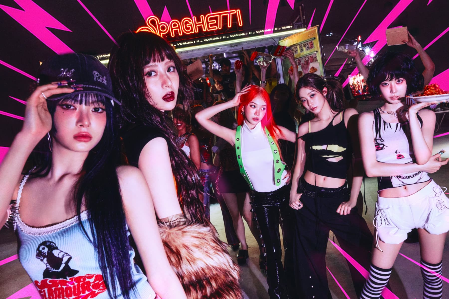 SOURCE MUSIC barra usuários tóxicos do Weverse do LE SSERAFIM