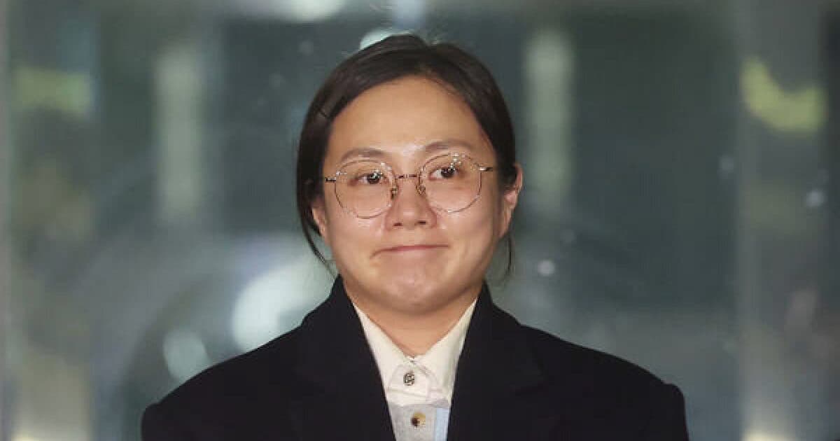 A comédia virou drama real: Park Na Rae interrogada pela segunda vez pela polícia