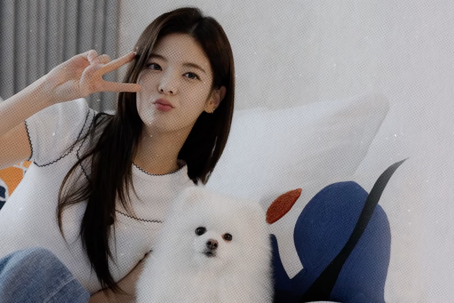 Lia do ITZY lançou canal no YouTube e mostrou a casa dela (e a cachorrinha)! 🏠