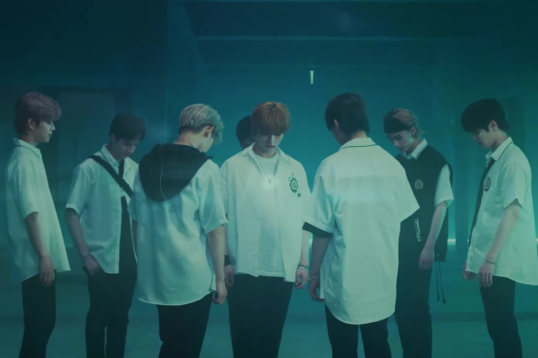 Stray Kids atinge 100 milhões de views com o 20º MV do grupo