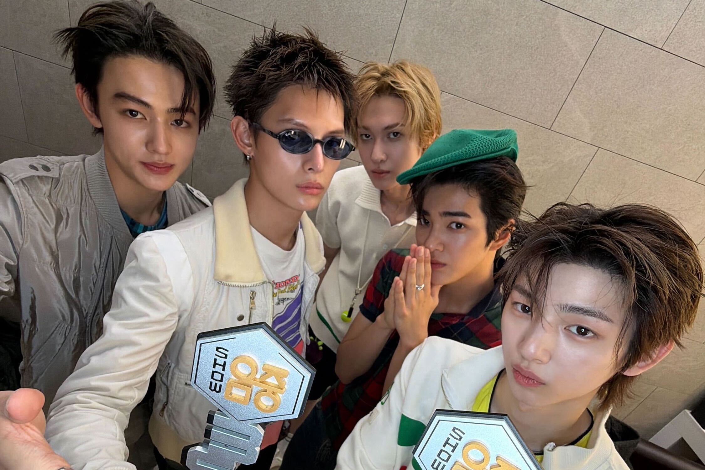 CORTIS conquista 10ª vitória e triple crown com REDRED no Music Core