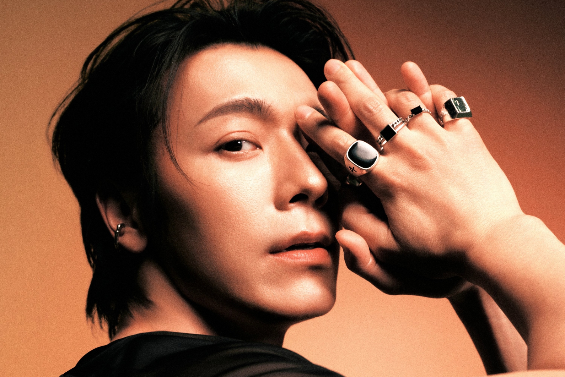 Donghae: 'ALIVE' bate recorde histórico no Super Junior