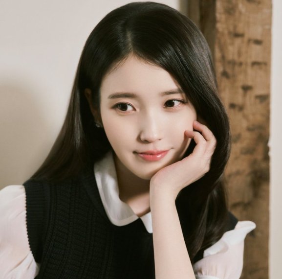 IU doou 100 milhões de won no Dia das Crianças da Coreia