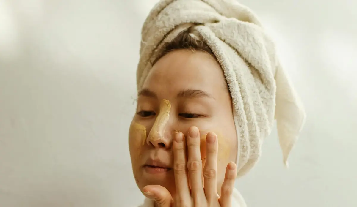 Rotina coreana de 10 passos funciona em pele oleosa? Testamos no calor brasileiro