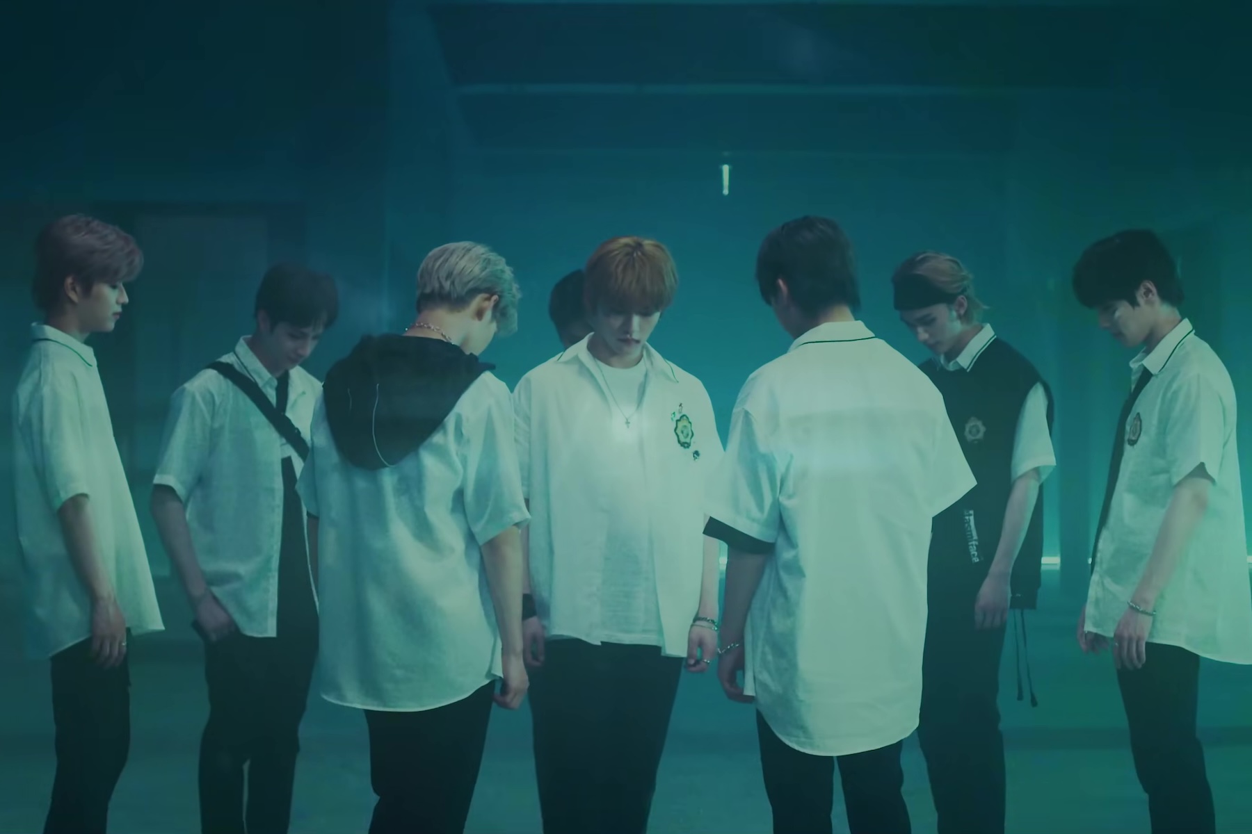Stray Kids atinge 100 milhões de views com o 20º MV do grupo